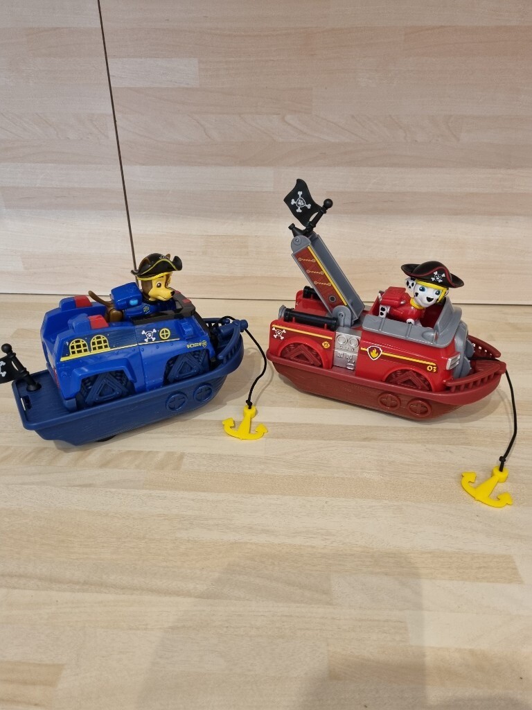 Paw patrol 2 x large pirate vehicles 2 